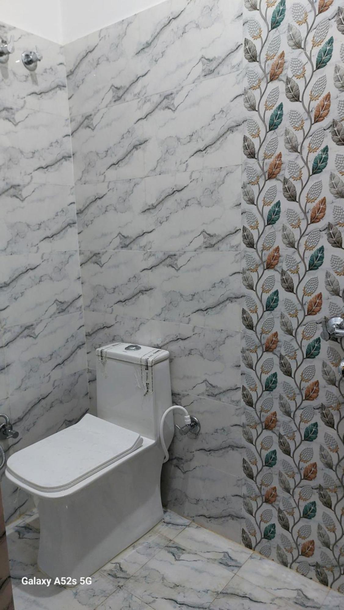 Narayani Paying Guest House Варанаси Екстериор снимка